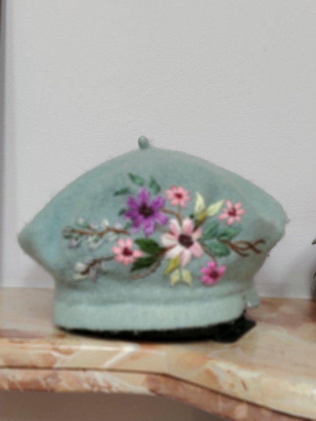 Bereta brodata