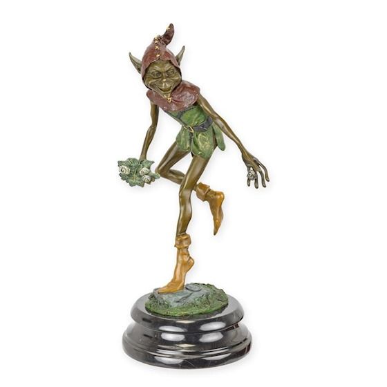 Goblin cu o frunza-statueta din bronz cu un soclu din marmura