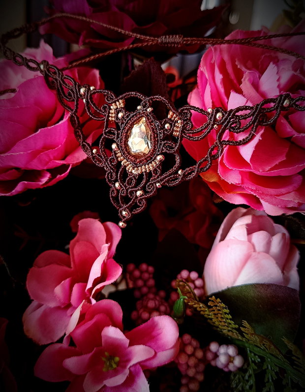 Colier elegant micromacrame cu cristal Swarovski
