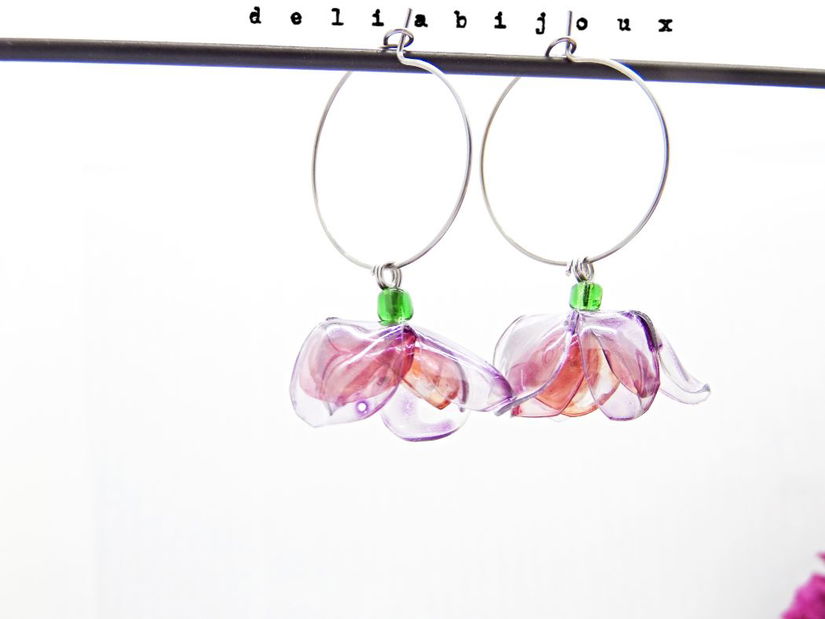 Cercei statement handmade unicat - PET-uri (plastic) reciclate - flori (cod1314)