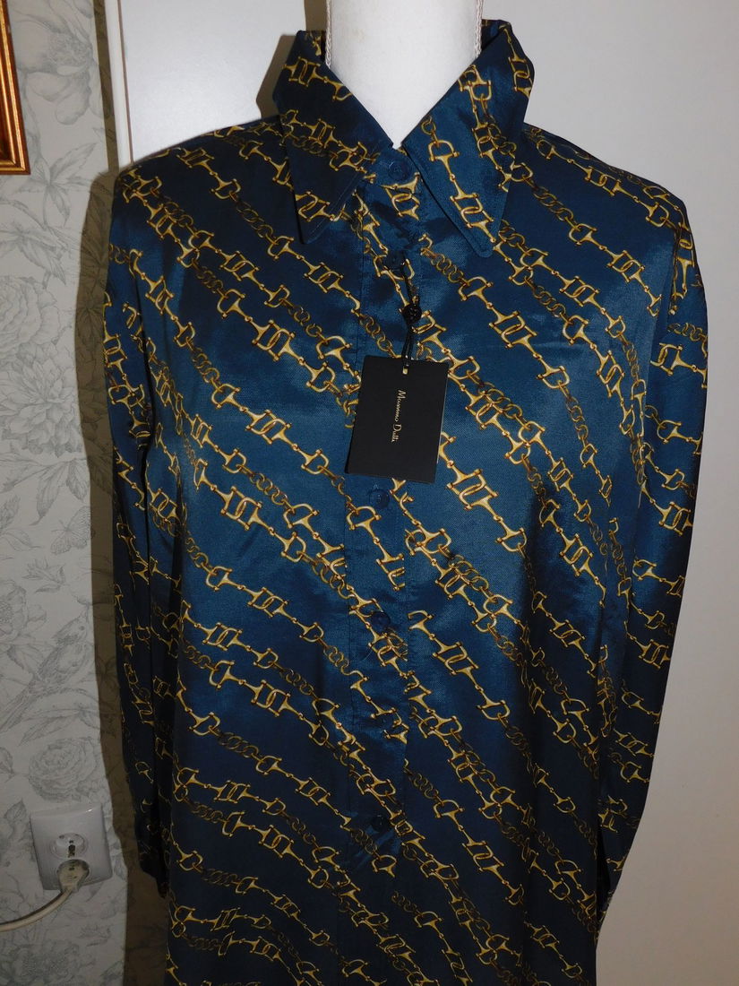 MASSIMO DUTTI,  bluza noua  ,  etichete  atasate , masura eur 42 , cadou colier cu cercei  noi Epica