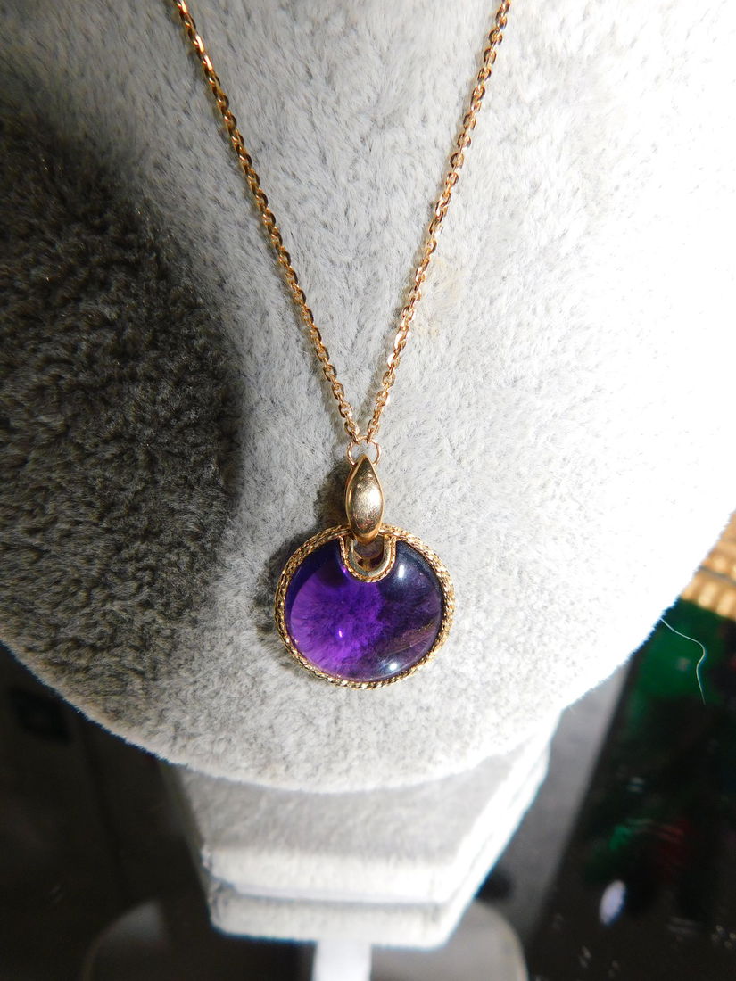 Lantisor aur  14 k , nou , 5.99    grame  , pandant  ametist pur Peru ,