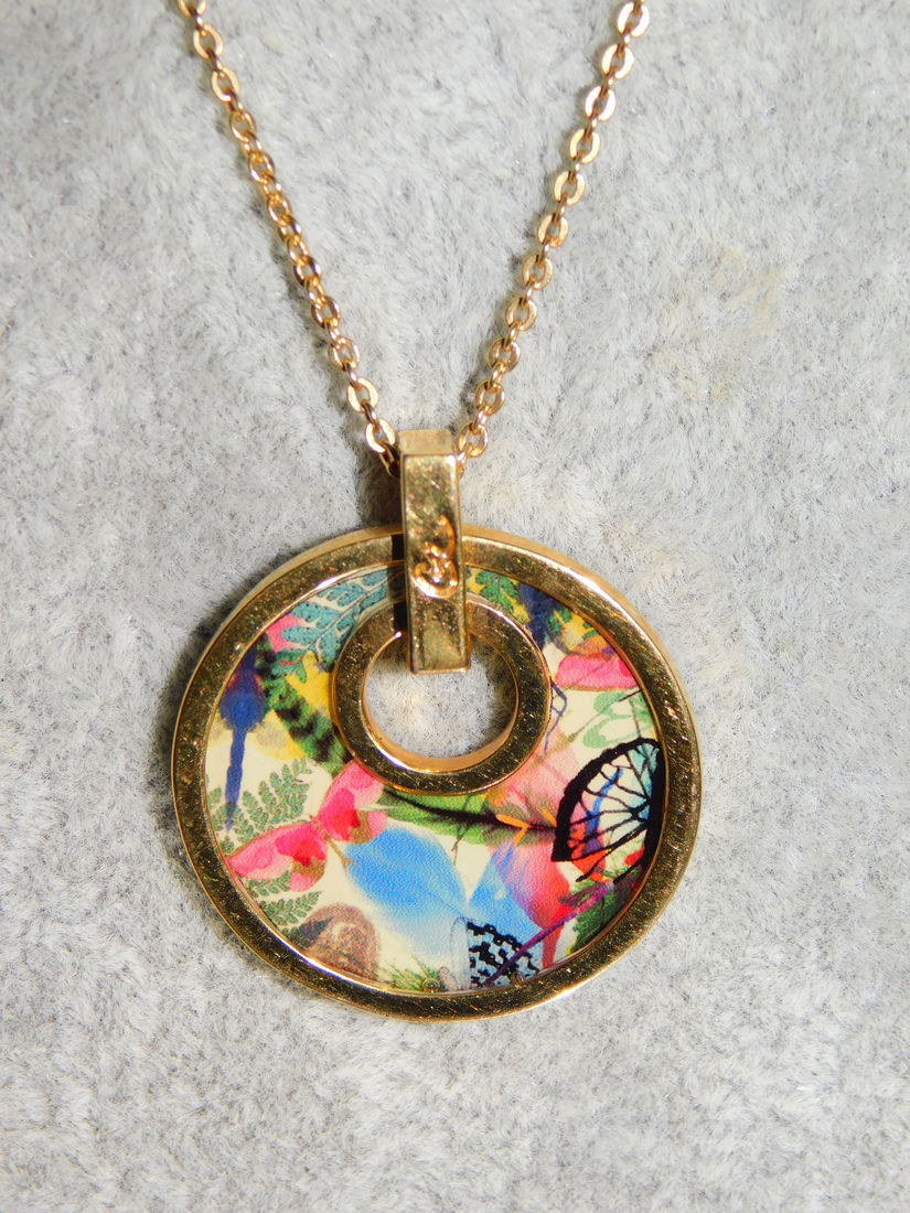 CHRISTIAN LACROIX,  DESIGNER,  pandant original superb  email , pictat , nou