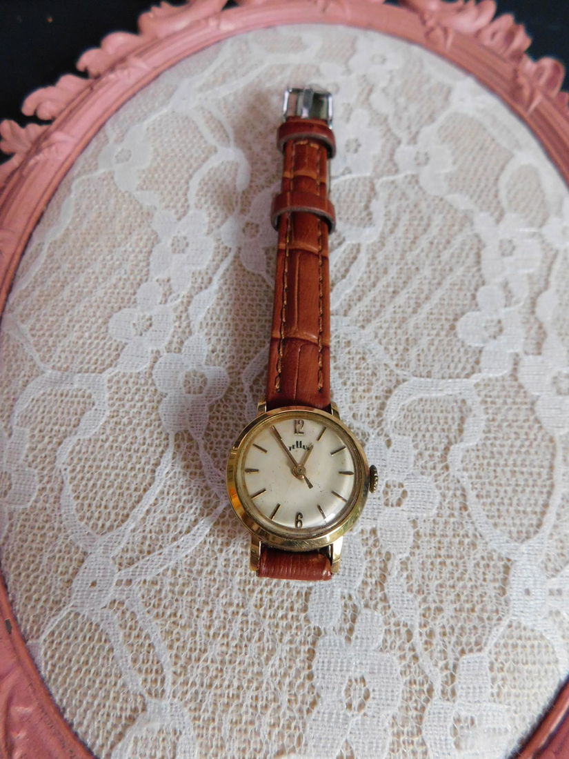 TELLUS  dama,  ceas vintage  Elvetia  1960 ,  stare perfecta ,  produs vintage  valoros  si autentic