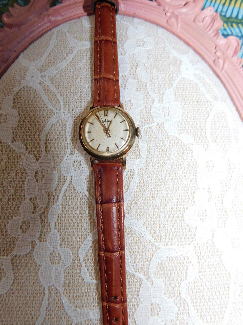 TELLUS  dama,  ceas vintage  Elvetia  1960 ,  stare perfecta ,  produs vintage  valoros  si autentic