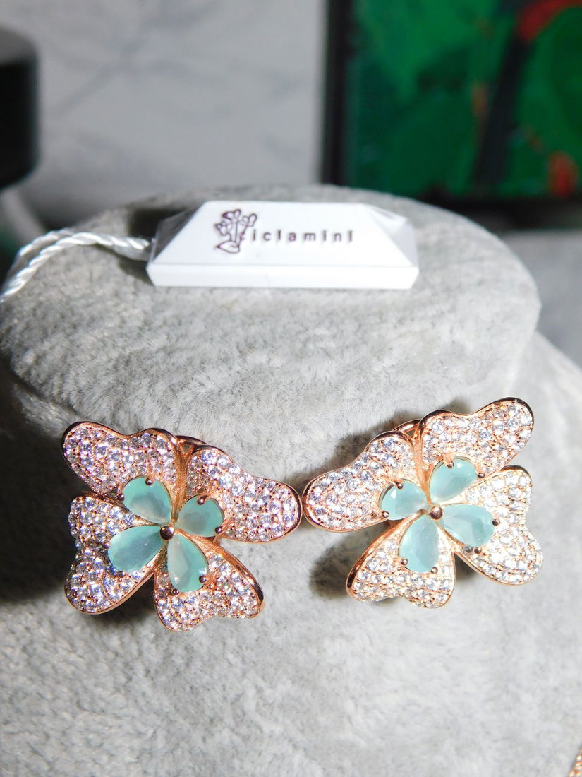 Set nou, Italia , spectaculos, argint ,  piatra lunii,  opal , cercei   pandant si lantisor