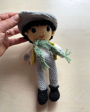 Amigurumi, baiat cu basca, jucarie crosetata