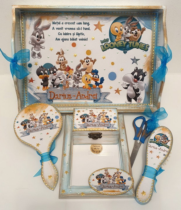 Set personalizat pentru taierea motului / 1 an, Looney Tunes