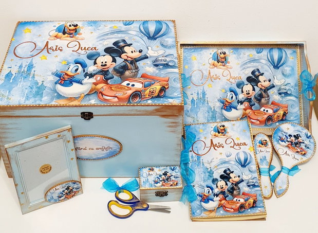 Set personalizat pentru taierea motului / 1 an, Mickey, Cars, Disney