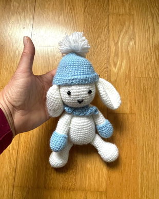 Amigurumi, catel cu caciulita, jucarie crosetata