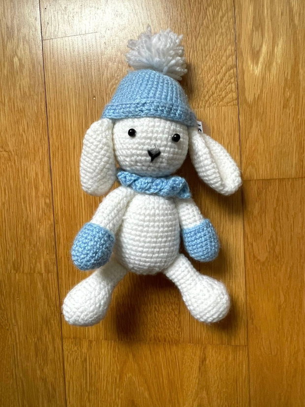Amigurumi, catel cu caciulita, jucarie crosetata