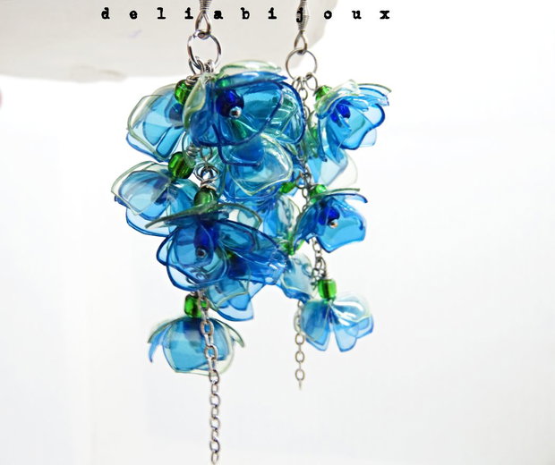 Cercei statement handmade unicat - PET-uri (plastic) reciclate - flori (cod1315)