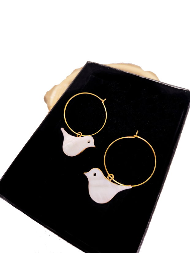 Cercei "Bird" din argint placat cu aur 18 k si sidef