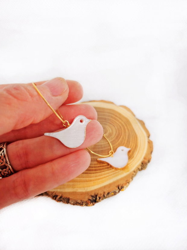 Cercei "Bird" din argint placat cu aur 18 k si sidef