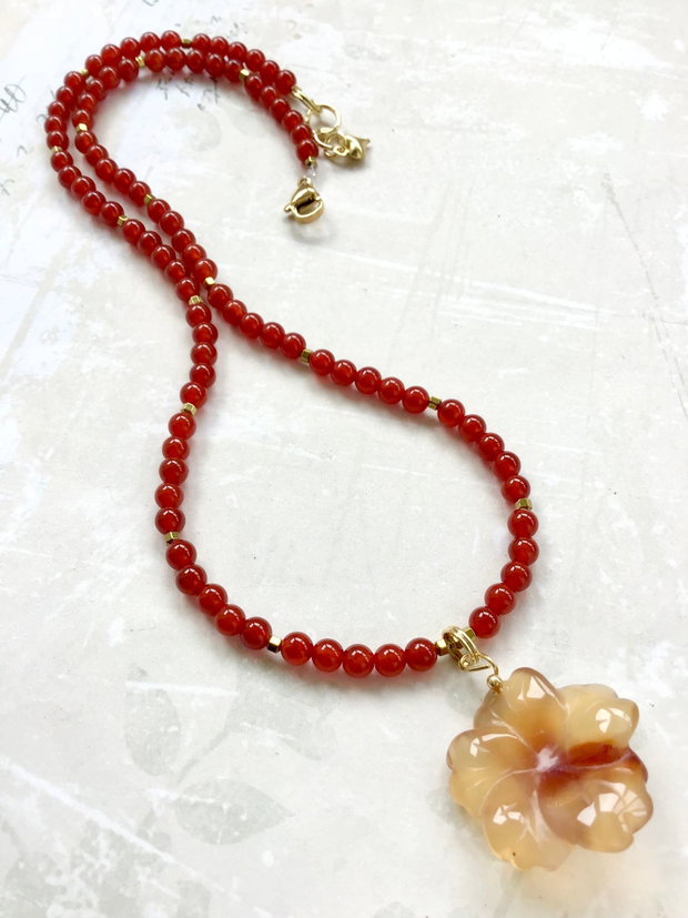 Colier CHOKER floare carneol