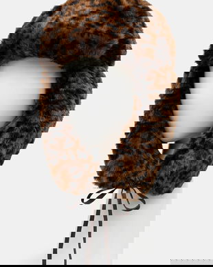 Kangol căciulă Leopard Trapper culoarea maro, din tricot gros K4266ST.LEOPARD-LEOPARD