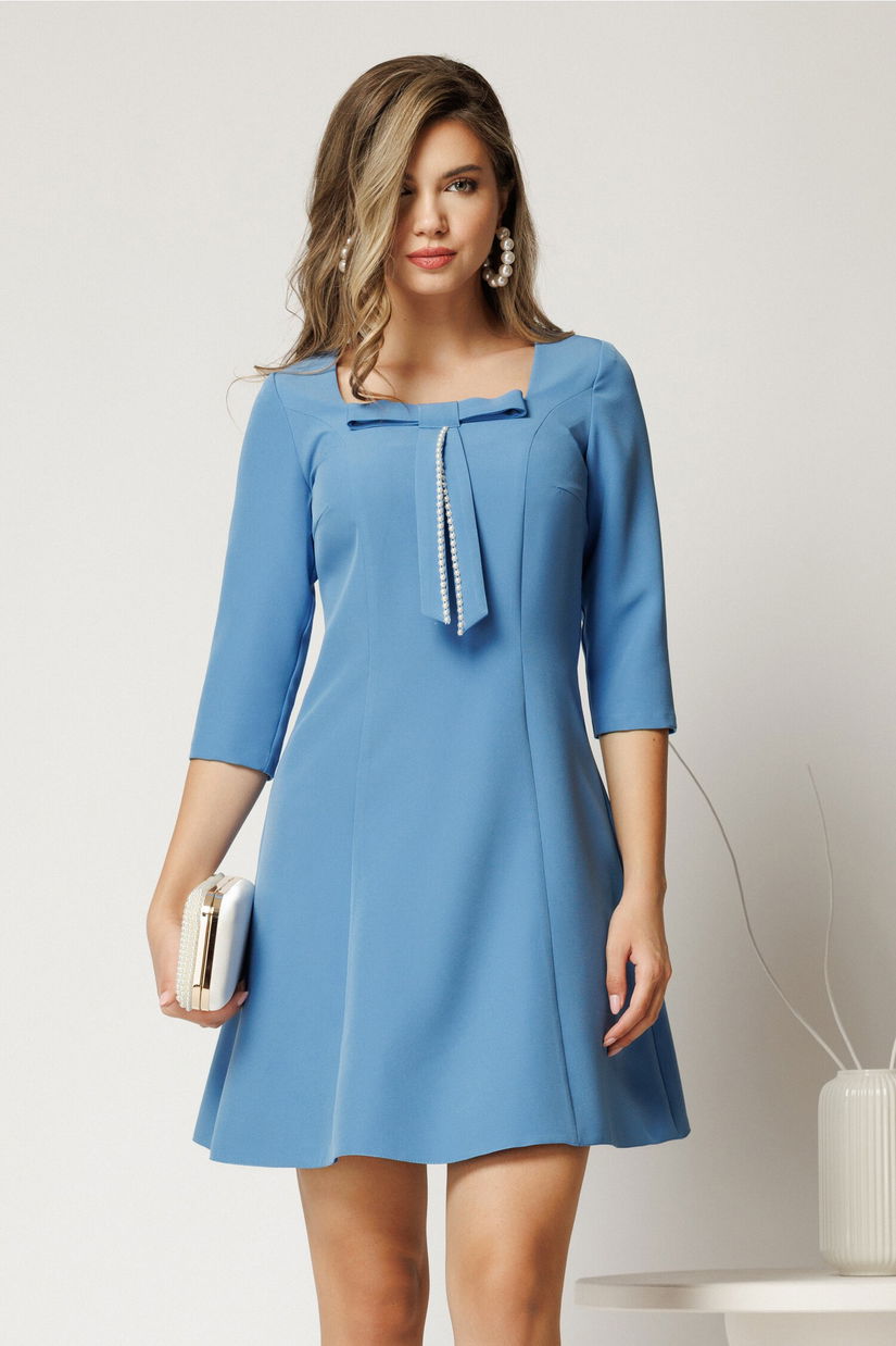 Rochie scurta bleu in clini cu perle la funda