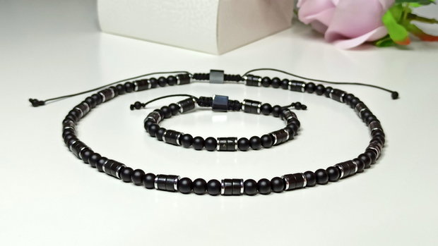 Set sau separat, elegante bijuterii pentru barbati. Colier si bratara onix si hematit.
