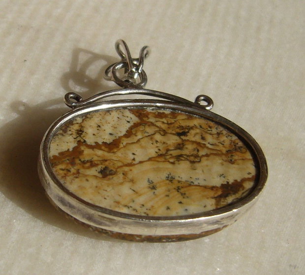Pandantiv din picture jasper in montura din argint .925