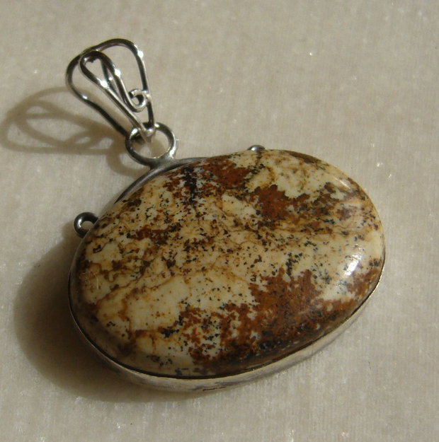 Pandantiv din picture jasper in montura din argint .925