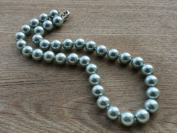 Colier perle sea shell gri