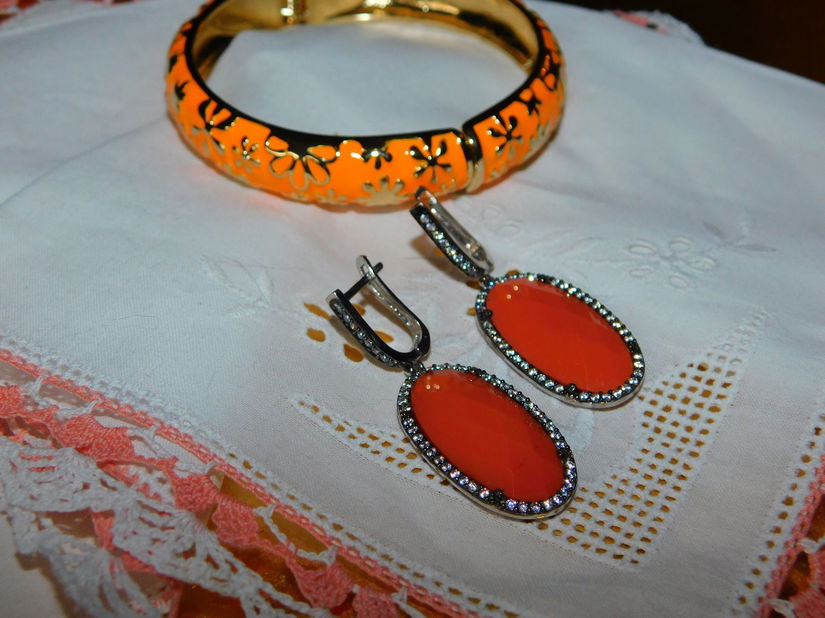 Cercei noi argint 925 , piatra mare carneol, naturala,  bratara asortata  cadou