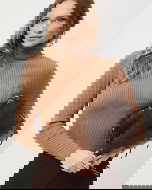 Medicine pulover culoarea bej, light, cu guler