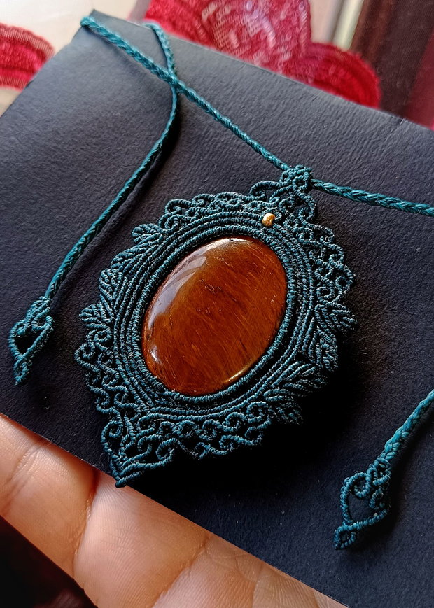 Colier talisman cu Pandantiv Cristal Ochi De Tigru