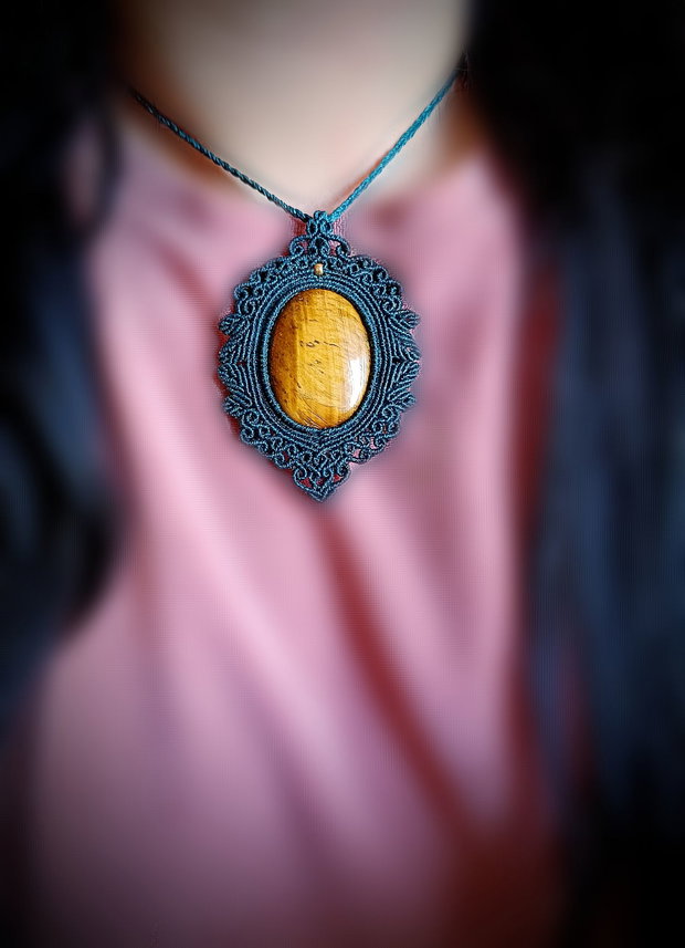 Colier talisman cu Pandantiv Cristal Ochi De Tigru