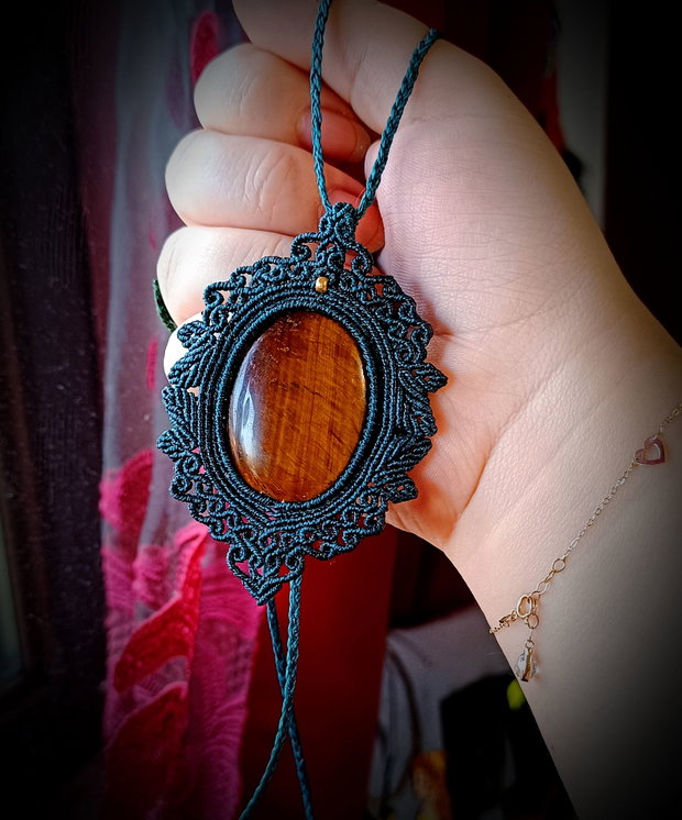 Colier talisman cu Pandantiv Cristal Ochi De Tigru