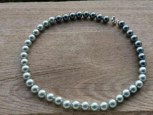 Colier perle sea shell gri