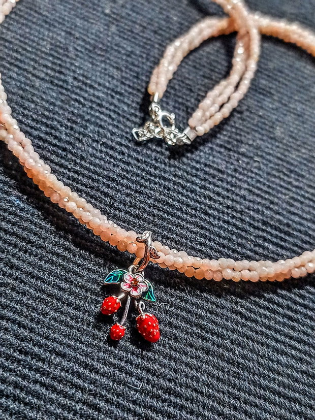 Colier argint X3 cuart rose charm argint emailat capsuni minimalist boho chic trendy