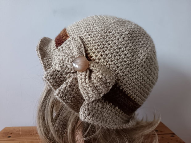 Caciula stil palarie, Beanie