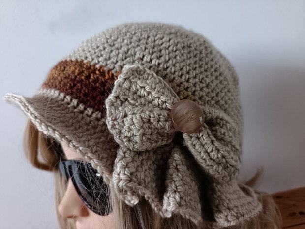 Caciula stil palarie, Beanie