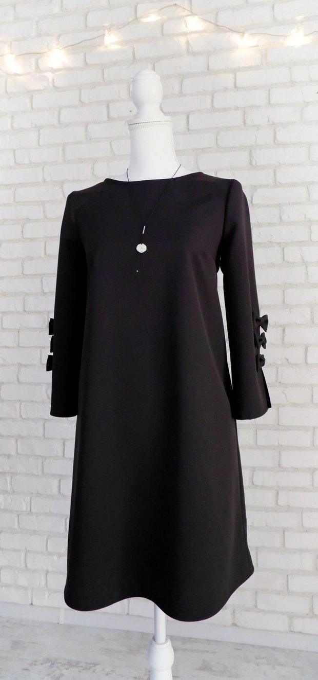 Rochie Scurta Neagra cu Funde (masura S)