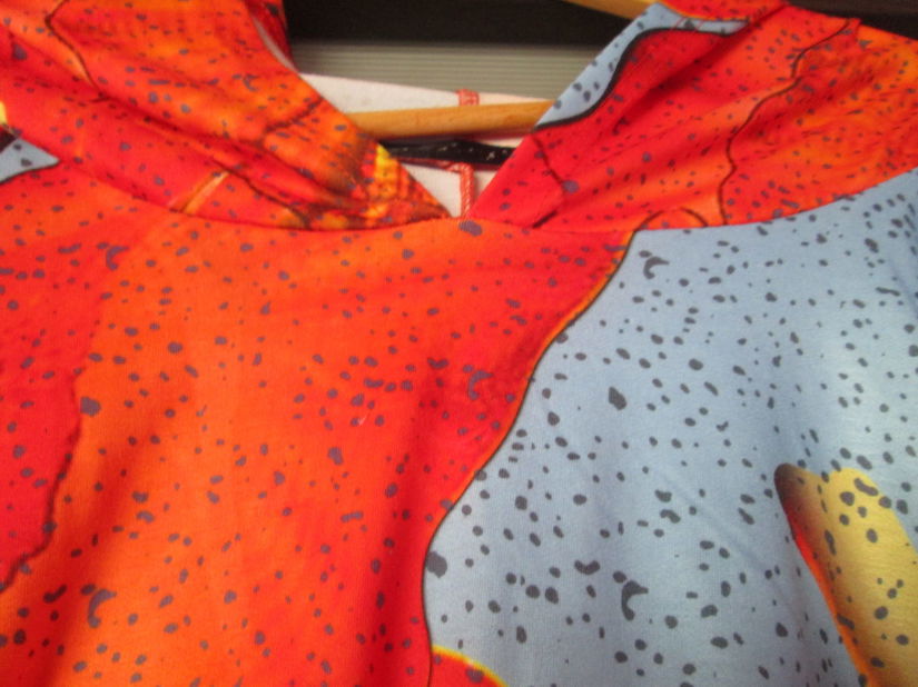 hanorac colorat cu gluga  XL/XXL