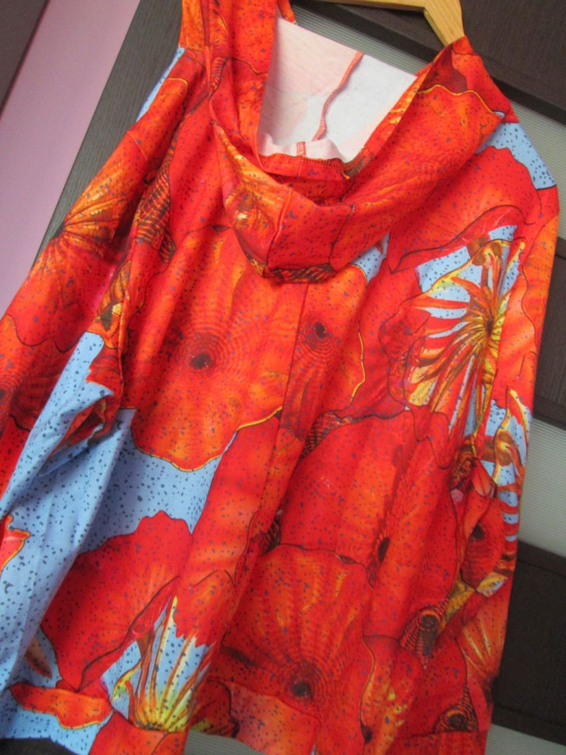 hanorac colorat cu gluga  XL/XXL