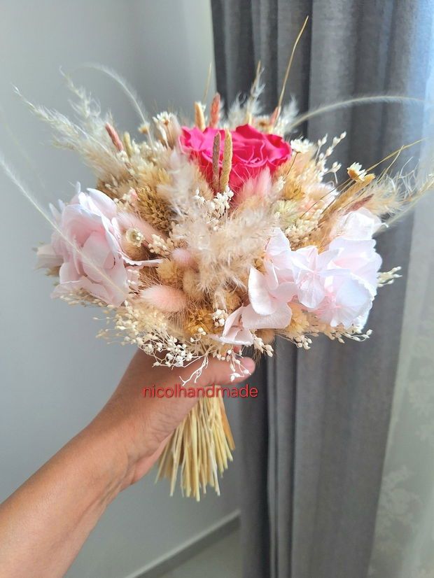 Buchet mireasa trandafir corai
