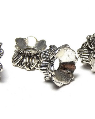 Capacel metalic, argintiu antichizat, 9x5 mm