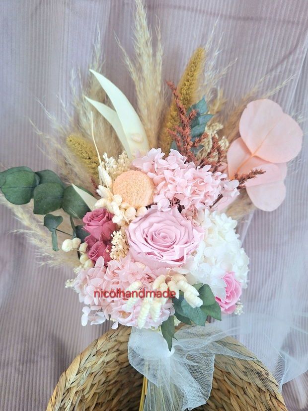 Buchet mireasa trandafiri roz