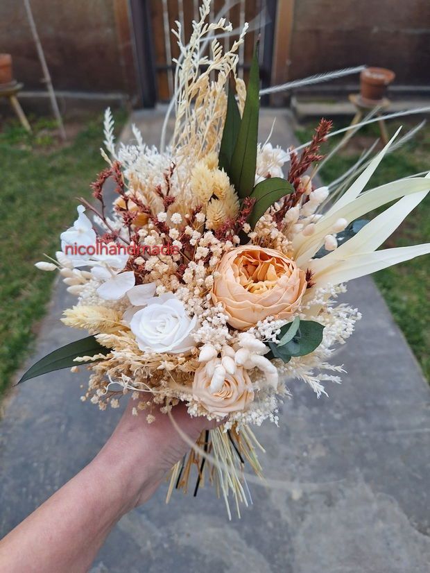 Buchet mireasa bujori / Buchet mireasa trandafiri