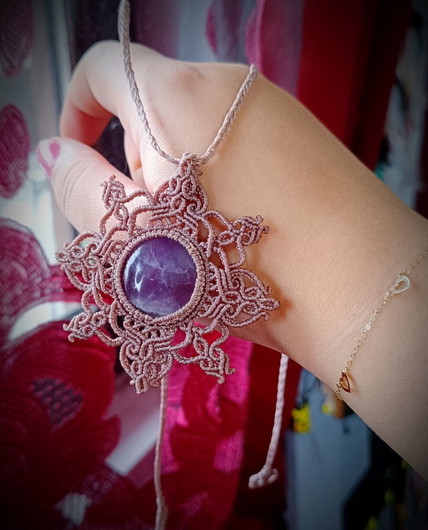 Colier talisman pandantiv mandala cu ametist