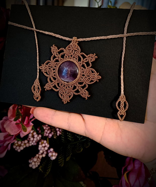 Colier talisman pandantiv mandala cu ametist