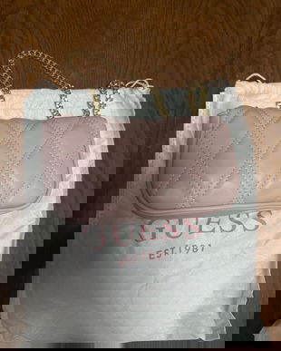 Geantă GUESS