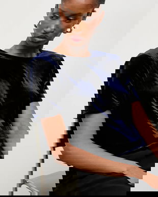 Answear.LAB bluză de catifea culoarea albastru marin, neted