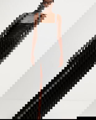 Retrofete rochie Iris culoarea negru, maxi, evazați, FW24-10329