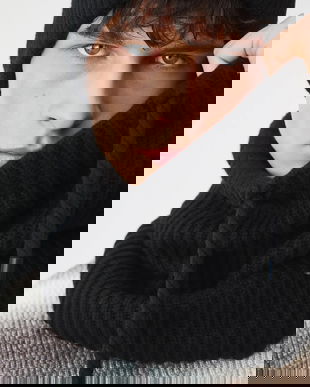 Medicine fular impletit culoarea negru, neted