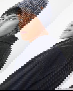 Medicine caciula culoarea albastru marin, din tricot gros