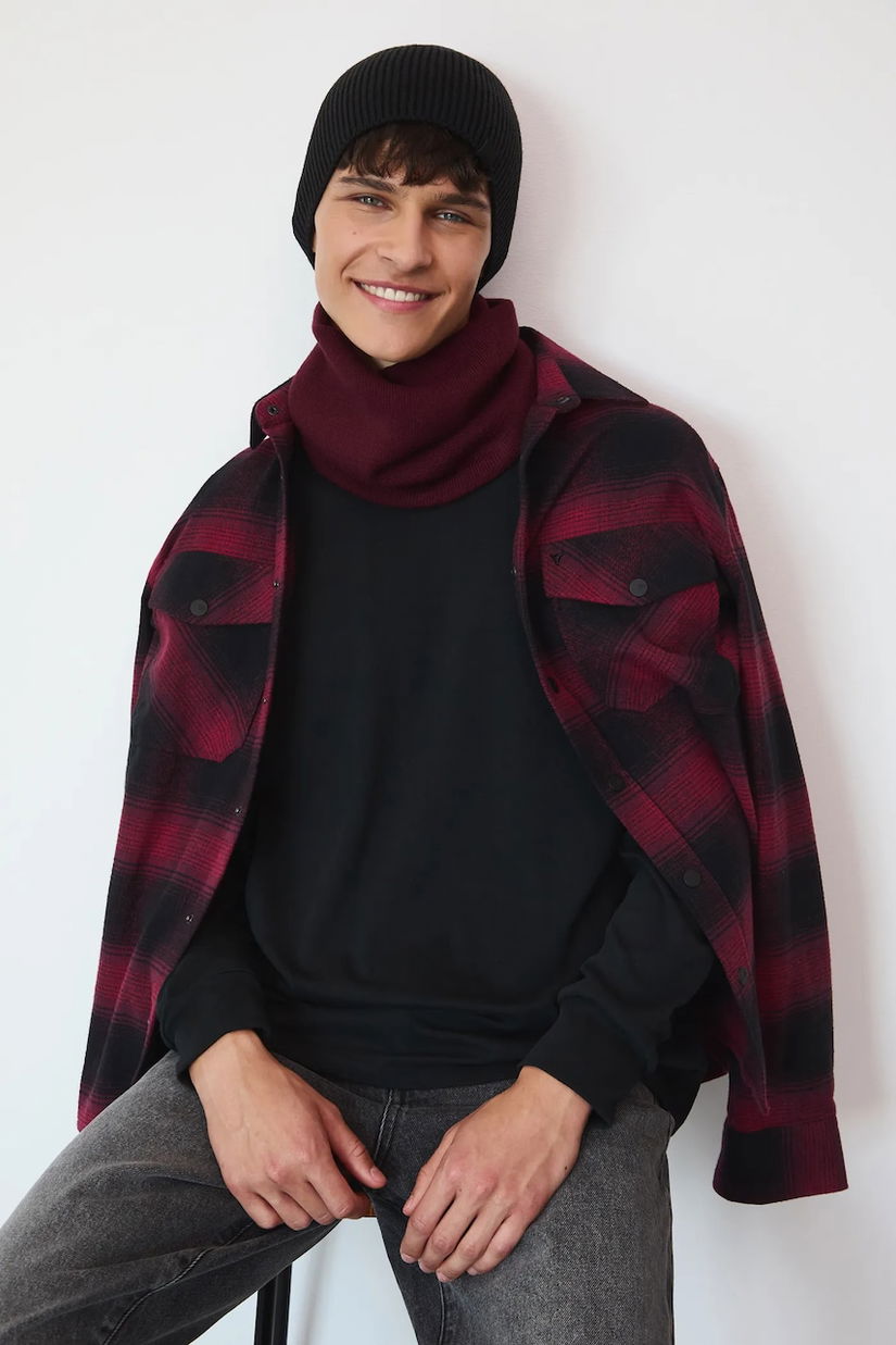 Medicine fular impletit culoarea bordo, neted