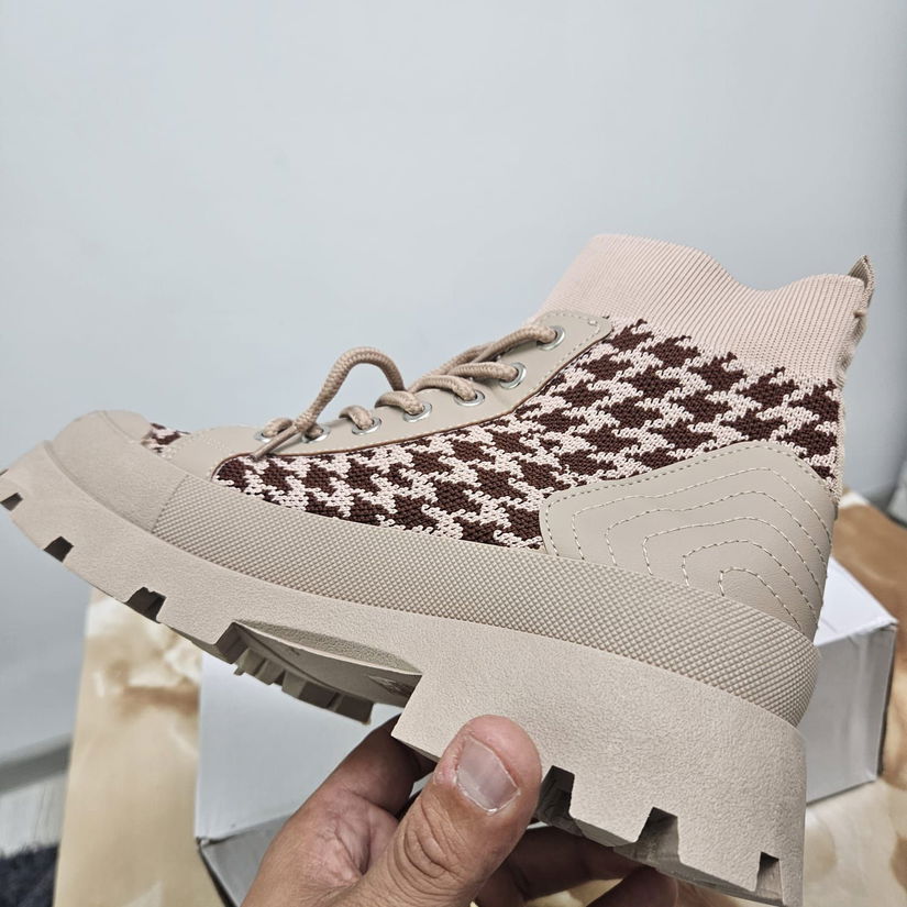 Ghete tip tenis
